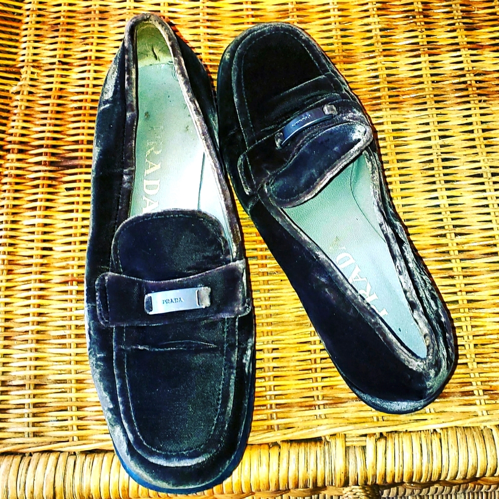 Women Prada Flats